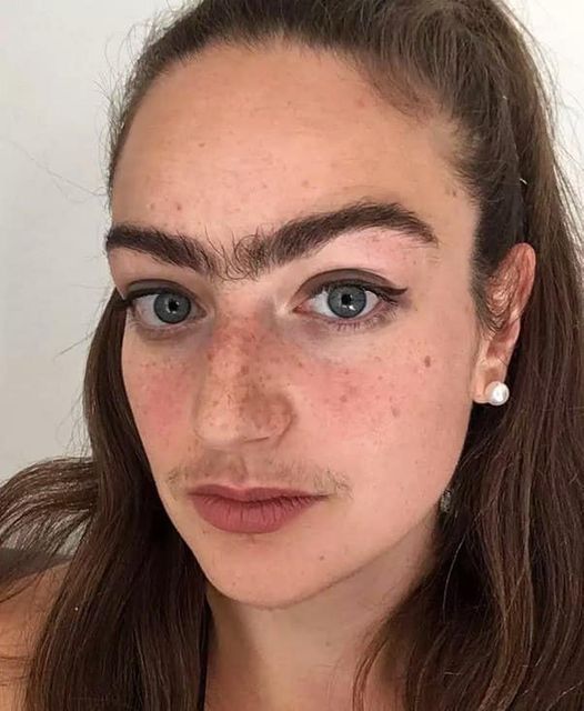 Defying Beauty Norms: 31-Year-Old Teacher Proudly Rejects Eyebrow Tweezing and Mustache Waxing